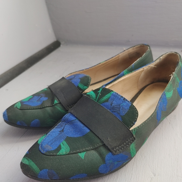 Kelly & Katie Dotty floral loafers - Picture 6 of 9